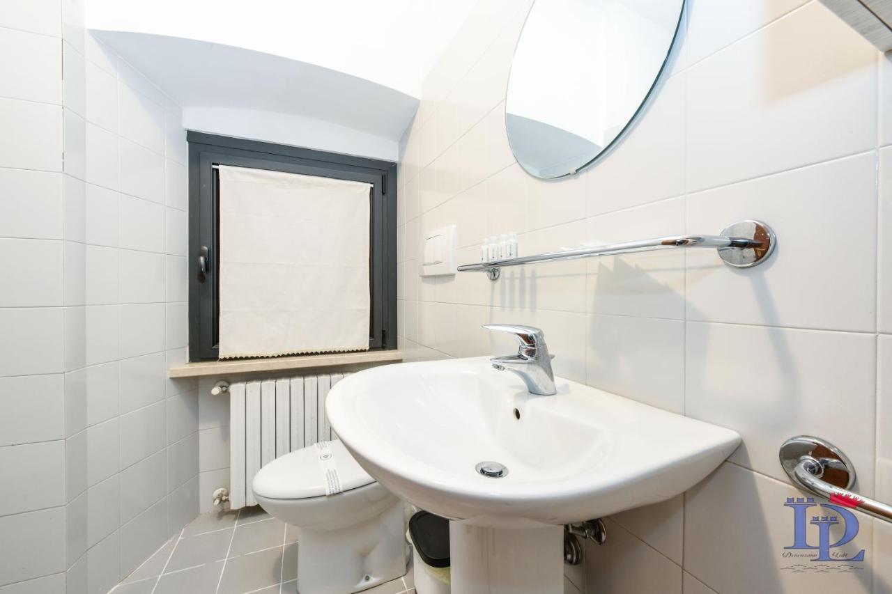 Desenzanoloft Blue Lake Star Apartment Desenzano del Garda Luaran gambar